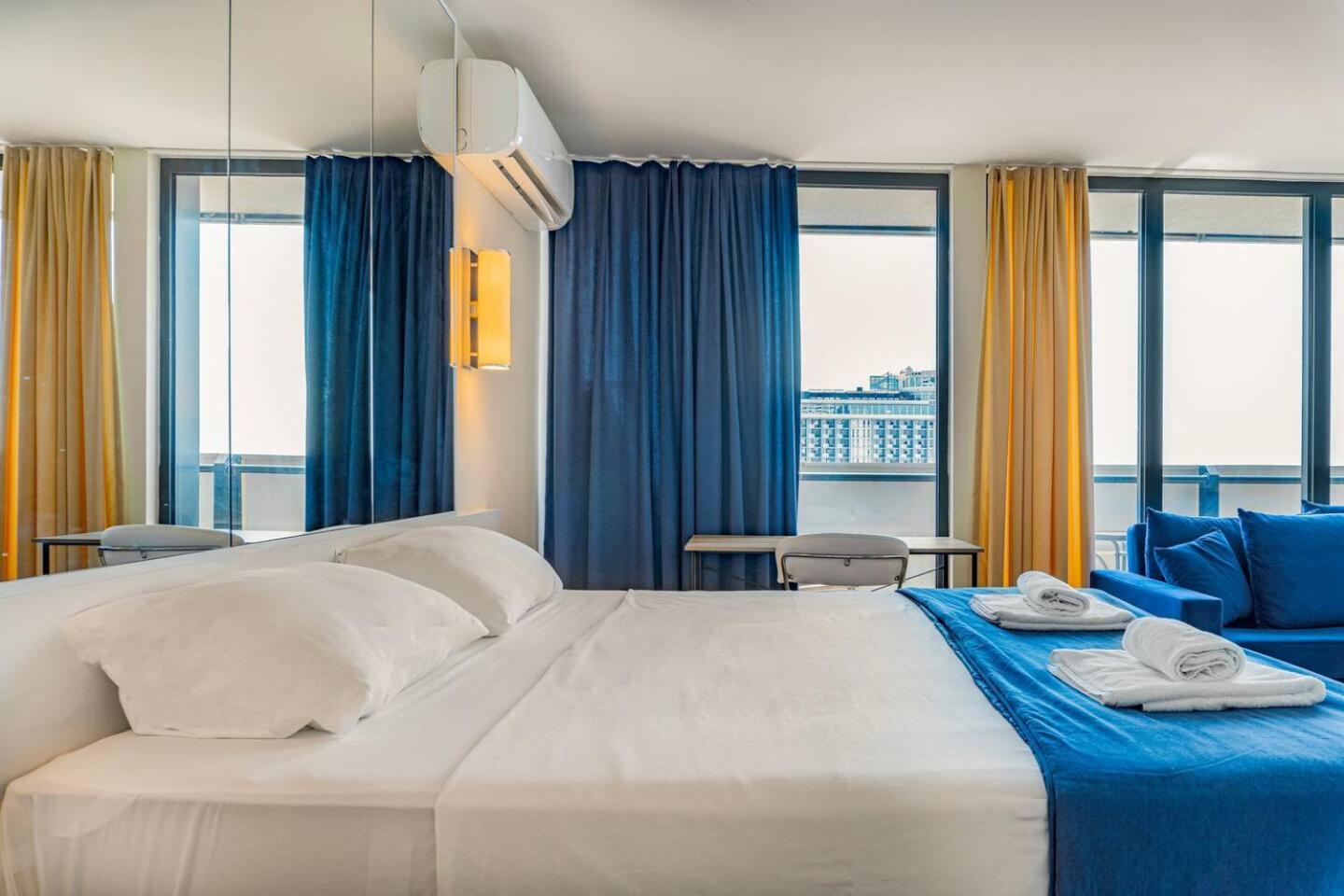 Orbi City Block A Floor 10 Room 40 Batum Dış mekan fotoğraf